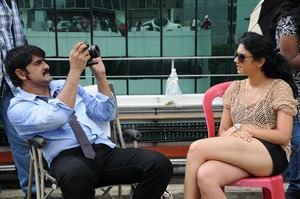 Veediki Dookudekkuva Movie Working Stills